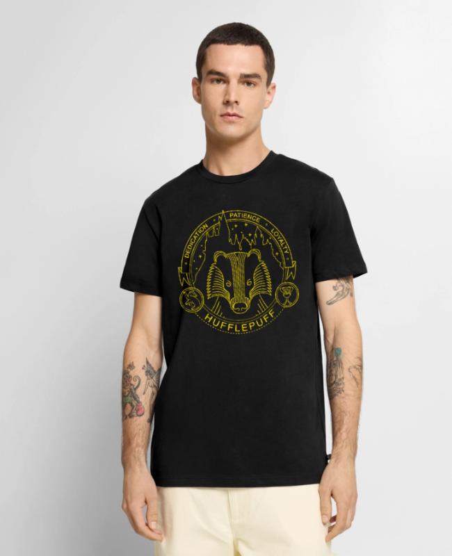 Harry Potter Hufflepuff Coat of Arms on Men’s Premium T-Shirt