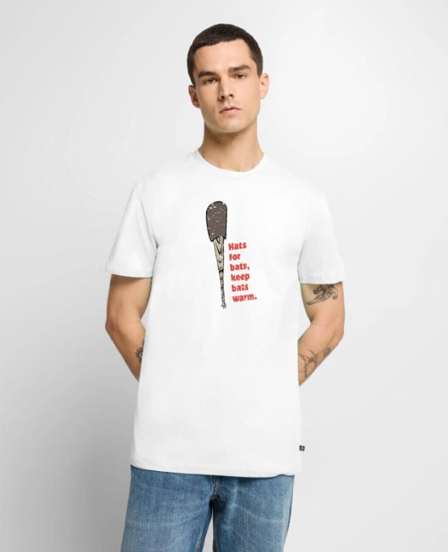 “Hats for bats, keep bats warm” on Men’s Premium T-Shirt